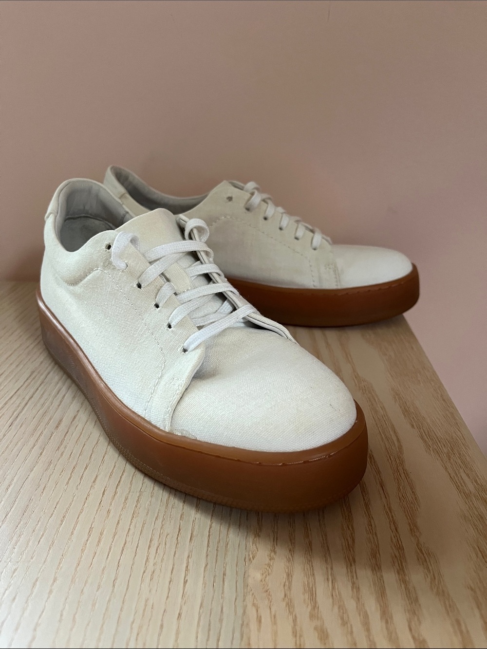 JENNI KAYNE Canvas Gum Sole Platform Tennis Sneakers Off White / Cream 38